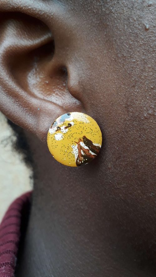 Mebala Painted Ear Studs (Mustard & Brown).
